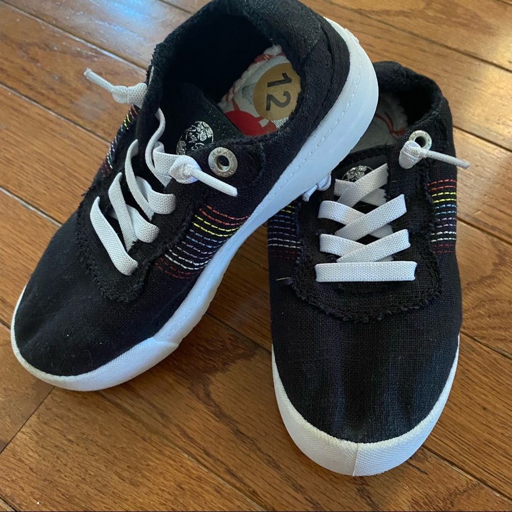 ROXY SHOES FOR GIRLS